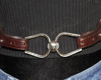 Echter Leder-Gürtel, Braun, mit silberfarbener Schnalle (S)