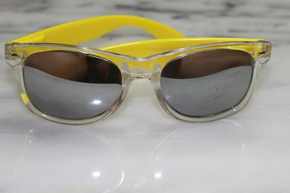 Mirrored Yellow Square Sunglasses - Etsy display picture 1