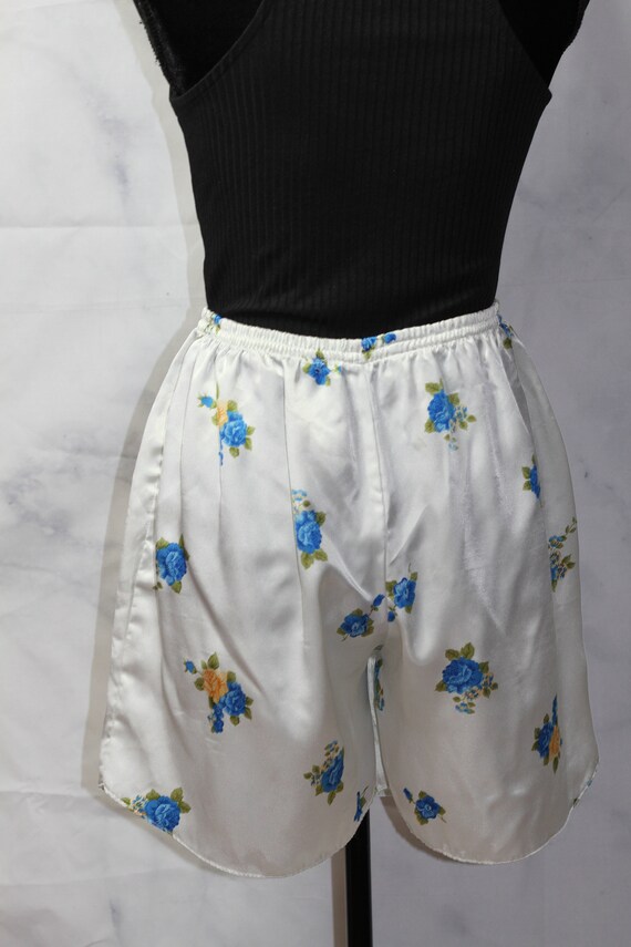 Handmade Silk Floral Shorts - image 7
