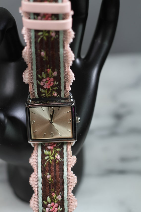 Pink Watch - image 6