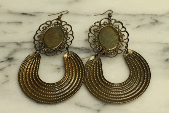 Black & Gold Dangle Earrings - image 3