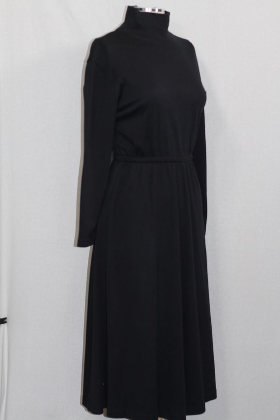 Land's Ends Black Cotton Dress - image 8