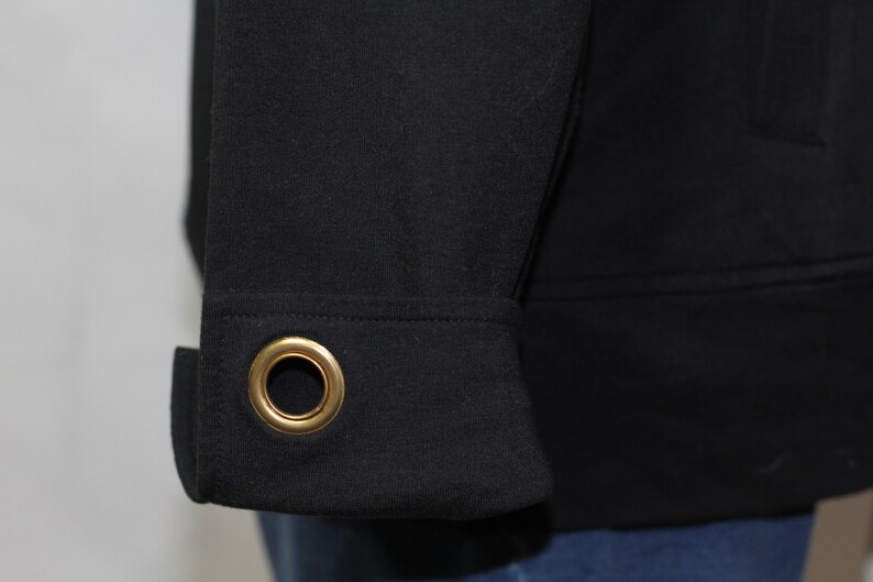 PS *Excellent Condition 90/'s Black Jacket with White Draw String Gold Accent