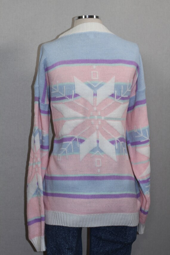 Diversity Sport Sweater - image 9