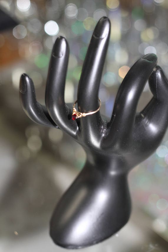 Handmade Gold Wire Ring with Red Stone Size: 5 1/2