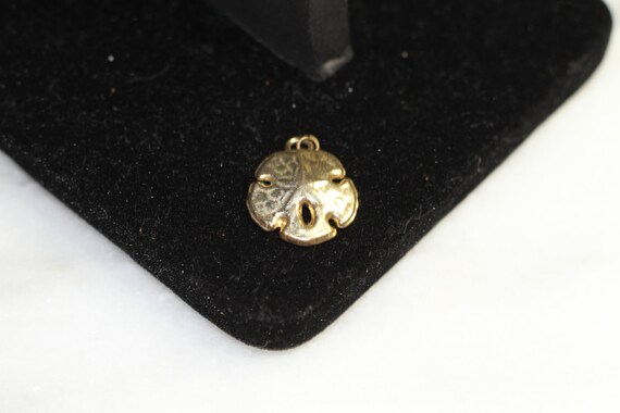 Gold Clover Pendant - image 3