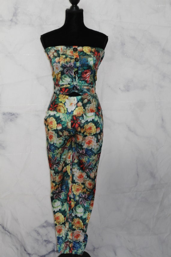 Silk Floral Top + Pants Set (s) - image 9