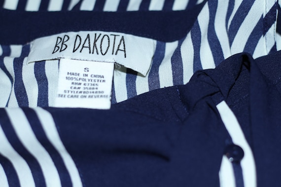 BB Dakota Blue & White Top - image 10