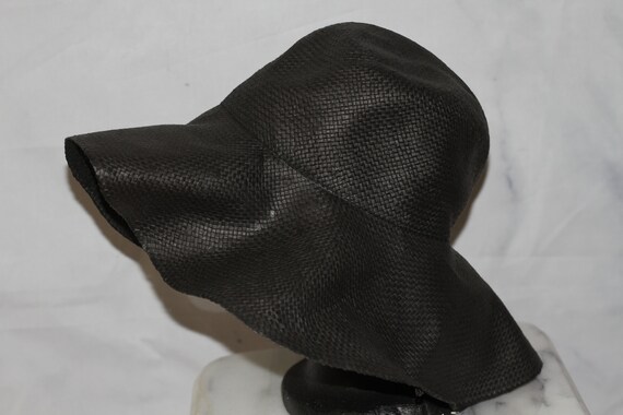 Banana Republic Black Straw Wide Brim Floppy Hat - image 2