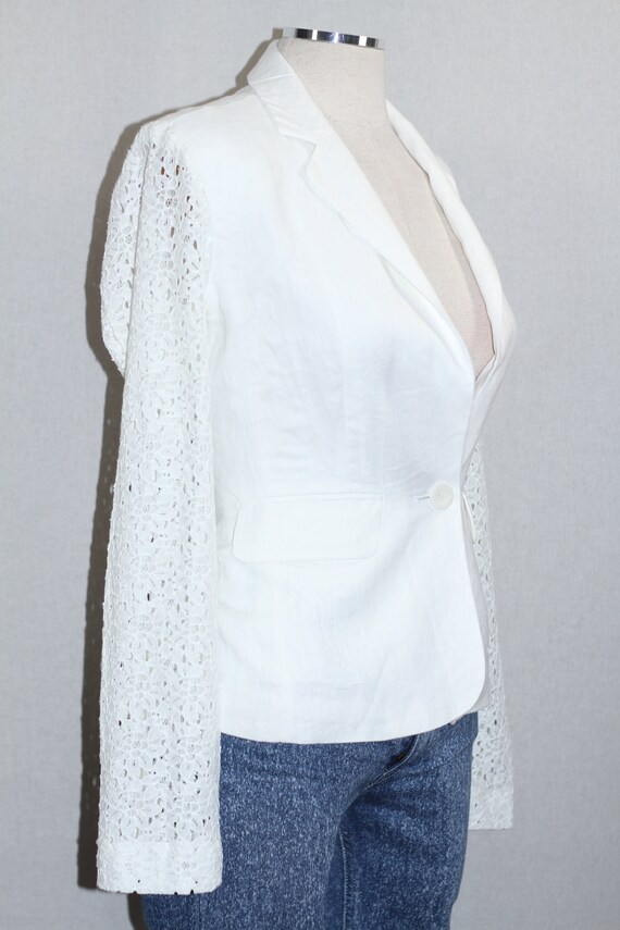 BCBG Linen White Blazer - image 7