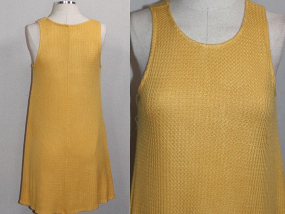 Yellow Dress - image 9