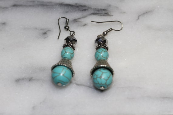 Turquoise Dangle Drop Earrings - image 1