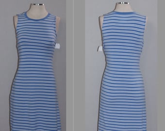 Niebiesko-biała bawełniana sukienka w paski