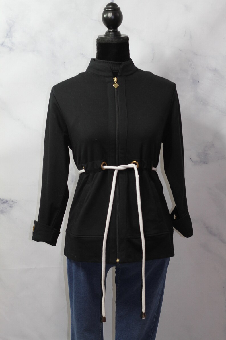 PS *Excellent Condition 90/'s Black Jacket with White Draw String Gold Accent