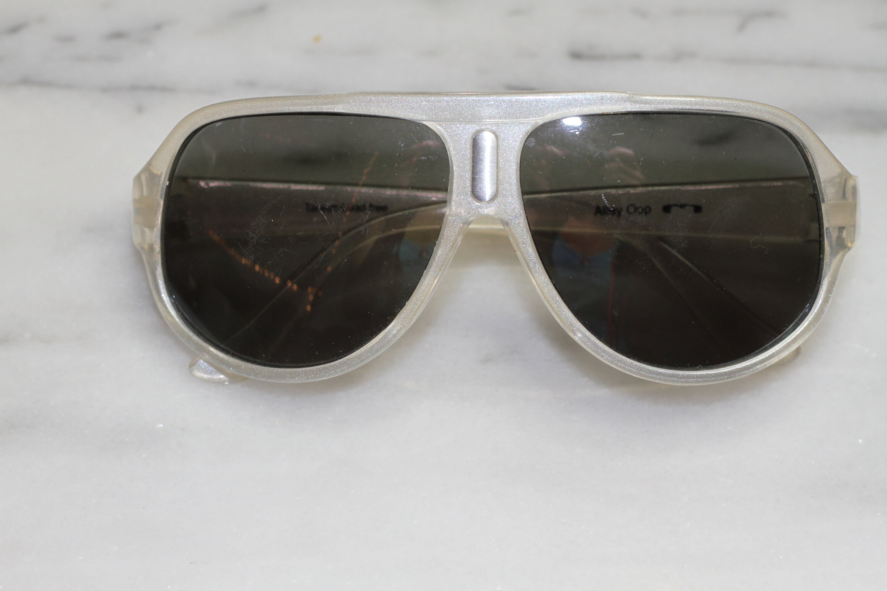 Alley Oop Butterfly Sunglasses - Etsy display picture 2