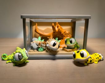 3D Printed Desert Playset: Bearded Dragon, Frog, Chameleon, and Leopard Gecko Terrarium