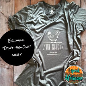 Funny Chicken 'Hu-ner(R)' T-shirt - South African Humor