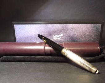 Montblanc fountain pen, MB Meisterstuck 4810, with vertical stripes in silver of 925milésimas, black bag and leather case
