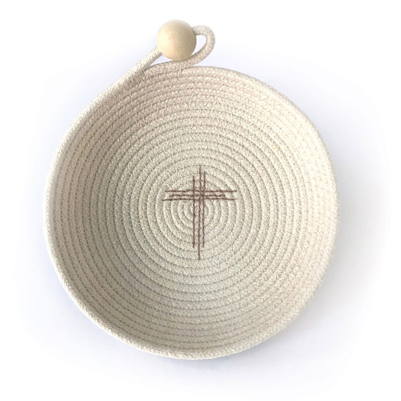 Thread-Painted Cross Prayer Bowl: Soft Cotton Rope Religious Gift Natural Bead