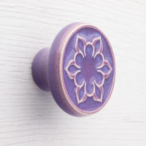 Pomello in ceramica per mobili, n. 2, lavanda