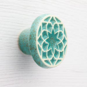 Gałka meblowa, wzór nr 1, mięta, uchwyty ceramiczne, gałka ozdobna.