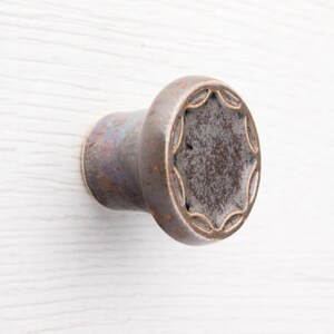 keramische knop voor meubel nr. 5, goudbruin