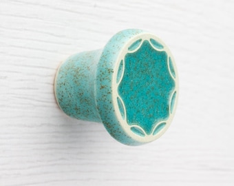 Ceramic Furniture Knob Mint , Pattern No. 5, decorative knob.