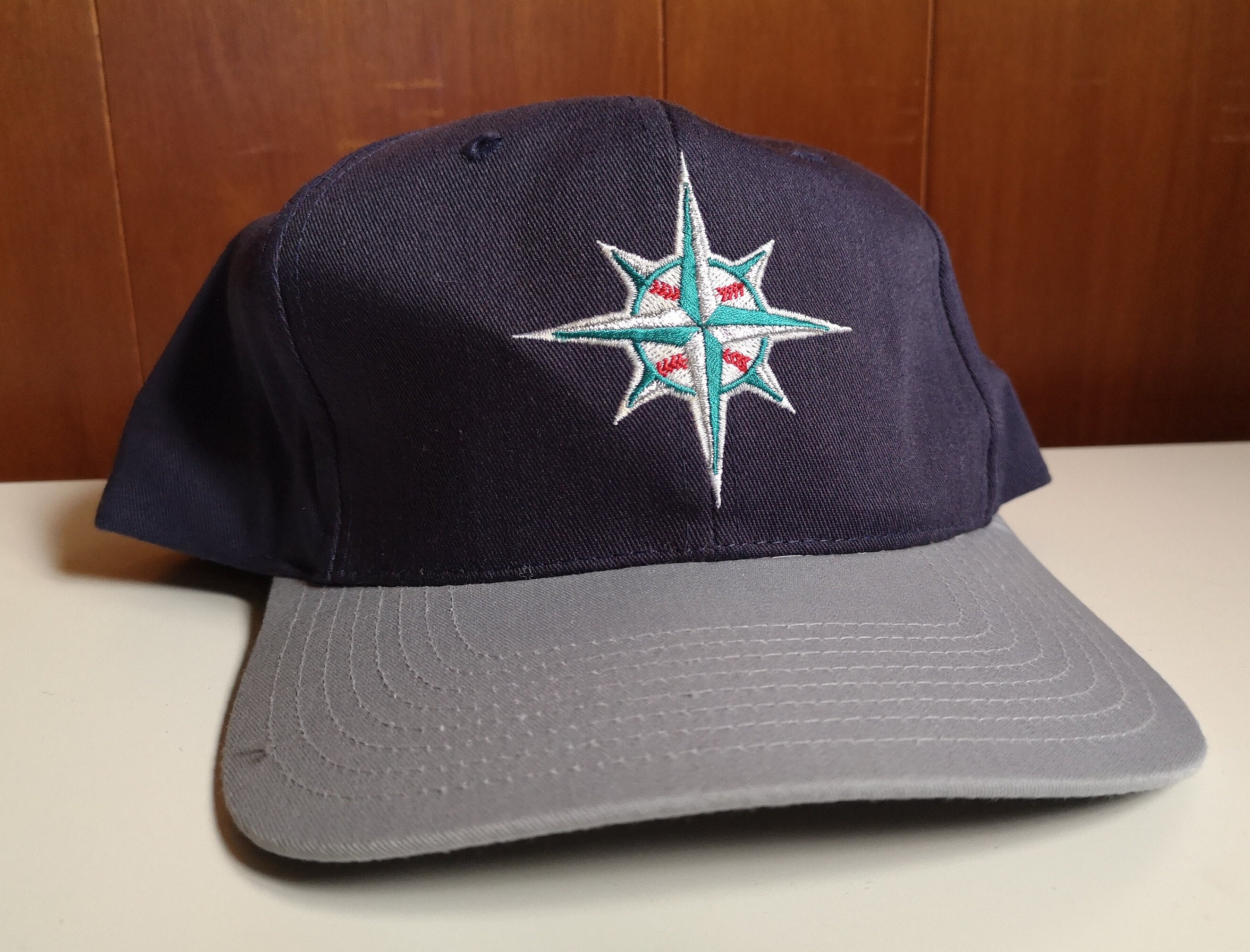 Vintage SEATTLE MARINERS Color Block BASEBALL 1990s Hat Bright 