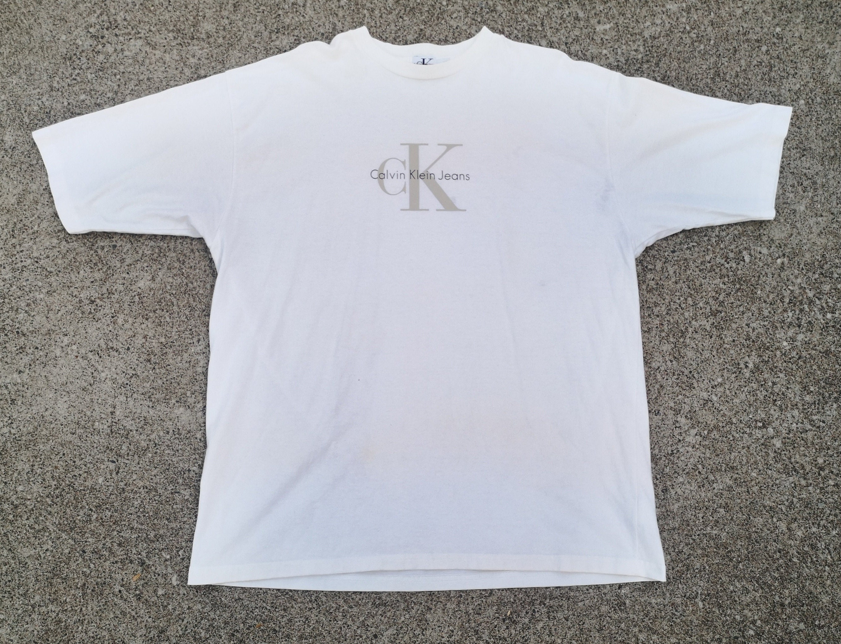 Calvin Klein Gold Monogram Tee in Black for Men