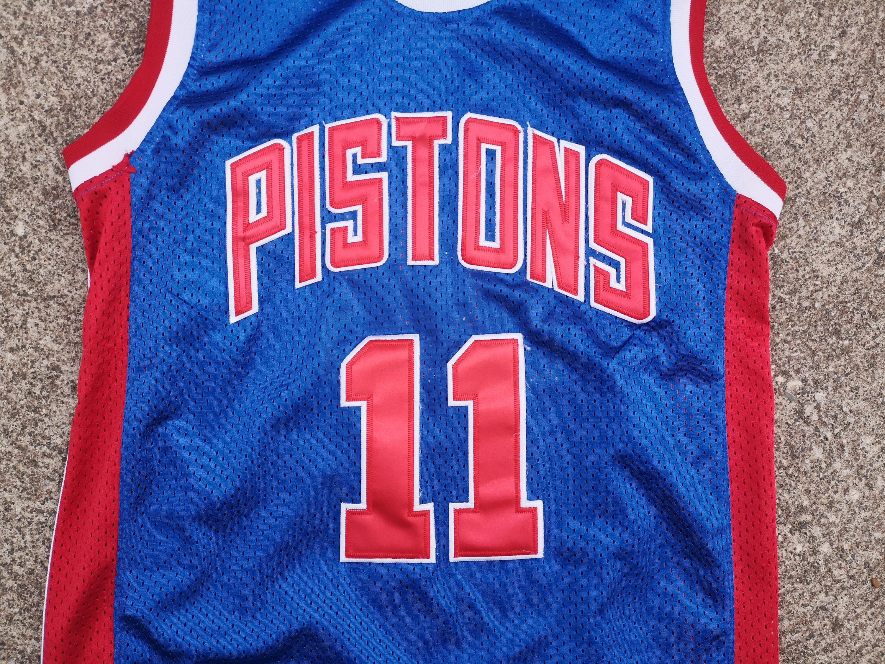 Vintage Detroit Pistons / Isiah Thomas #11 / Adidas / Officially