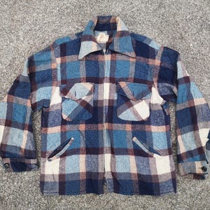 Vintage 70&#39;s / 80&#39;s SIGAL Flannel/Plaid / Blue + Beige / Hunting-Lumberjack Jacket / Full Zip Up Jacket / Made in Canada / Medium