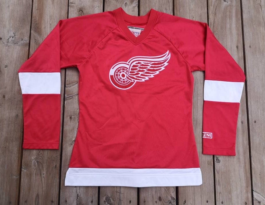 Vintage Detroit Red Wings CCM Jersey Size 2XL 90s NHL Air-knit 