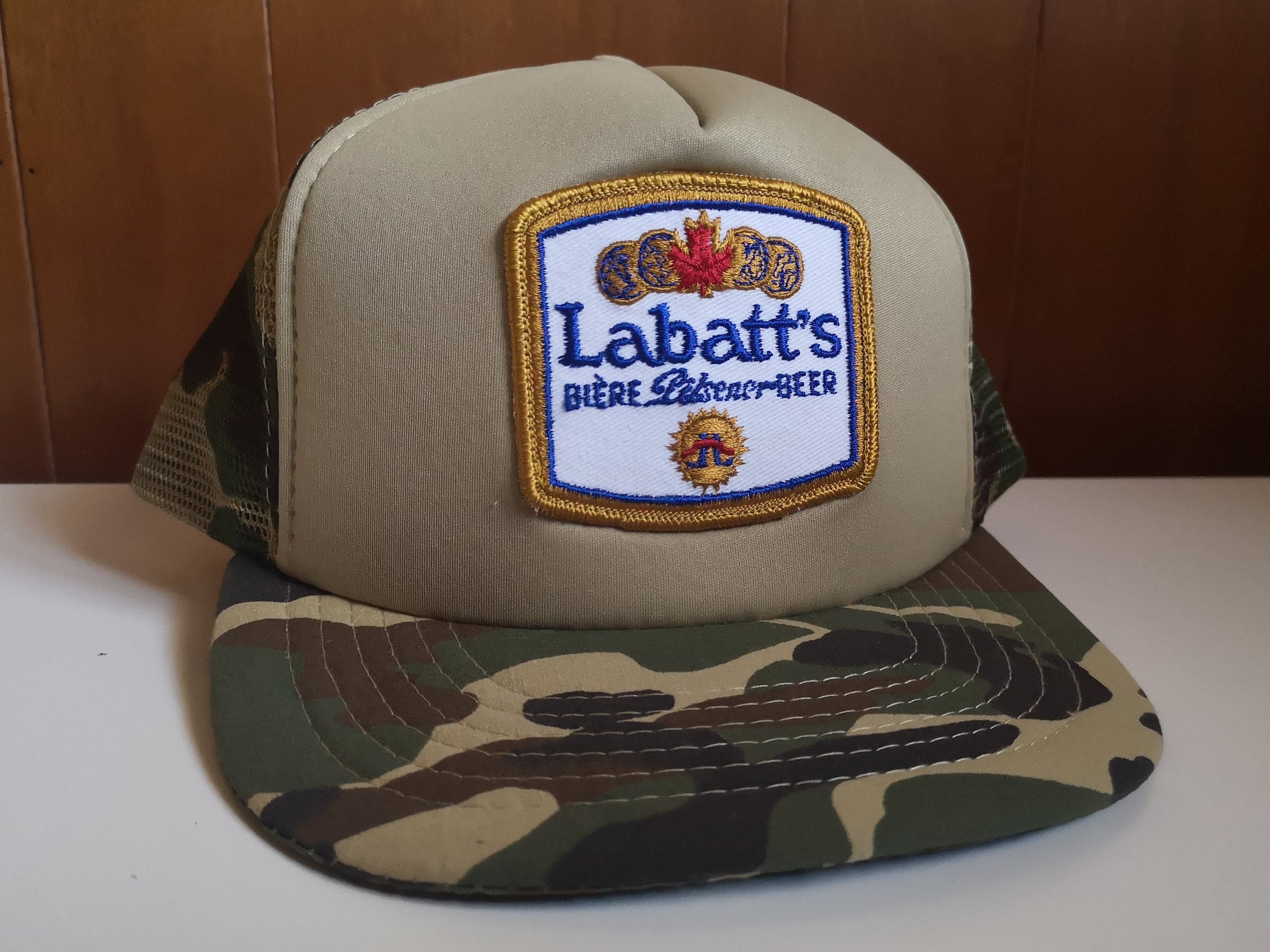 Vintage 80's Labatt's Blue Beer / Camouflaged Snapback / Mesh / Cheese- grater / Baseball Cap Hat 