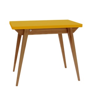 yellow dining table, tavolo da pranzo giallo