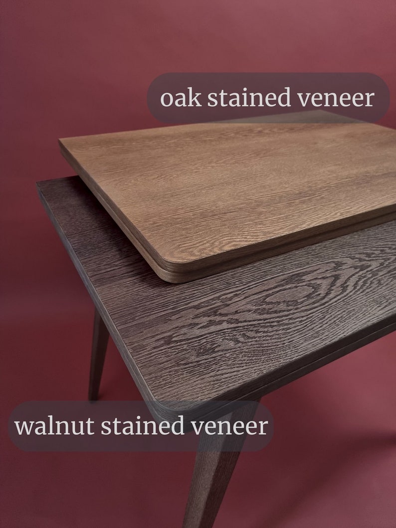 un tavolo da pranzo allungabile Envelope Walnut Stain