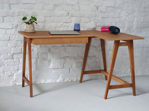 Bureau simple design, plateau en bois et pied boucle métallique , P