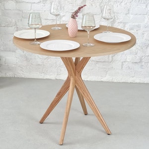 Table ronde a manger bois JUBI natural ashwood