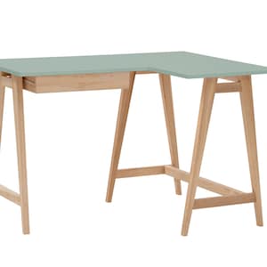 Könnte beinhalten: Ein hellgrüner Ecktisch mit einer Schublade und Holzbeinen. Der Tisch ist aus Holz und hat ein modernes Design.