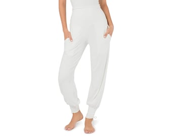White Leggings, Yoga Pants, Boho Pants, Harem Pants, Loose Fit, Wide Trousers, Comfy Pants, Travel Pants, Pants with Pockets, Balloon Pants.