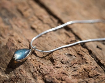 Teardrop Necklace, Labradorite Jewelry, Sterling Silver Necklace, Labradorite Drop Necklace, Labradorite Pendant Necklace, Energy Necklace