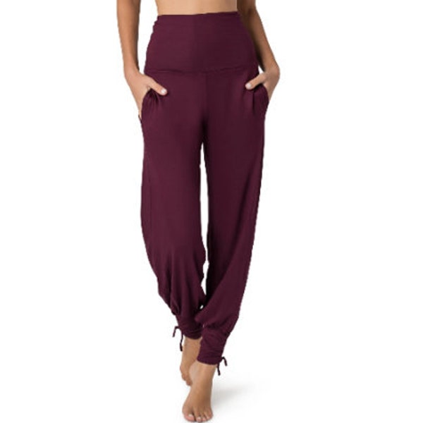 Yoga Pants, Comfy Pants, Harem Pants for Women, Boho Fashion, Loose Fit, Wide Trousers, Travel Pants, Pants with Pockets, Purple Pants