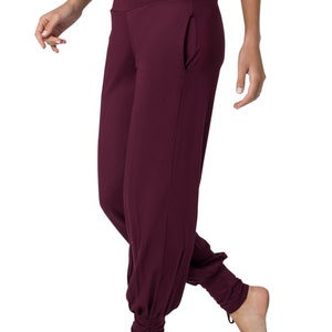 Yoga Pants for Women, Boho Pants, Harem Pants, Loose Fit, Wide Trousers, Comfy Pants, Travel Pants, Pants with Pockets, Purple Pants. image 4