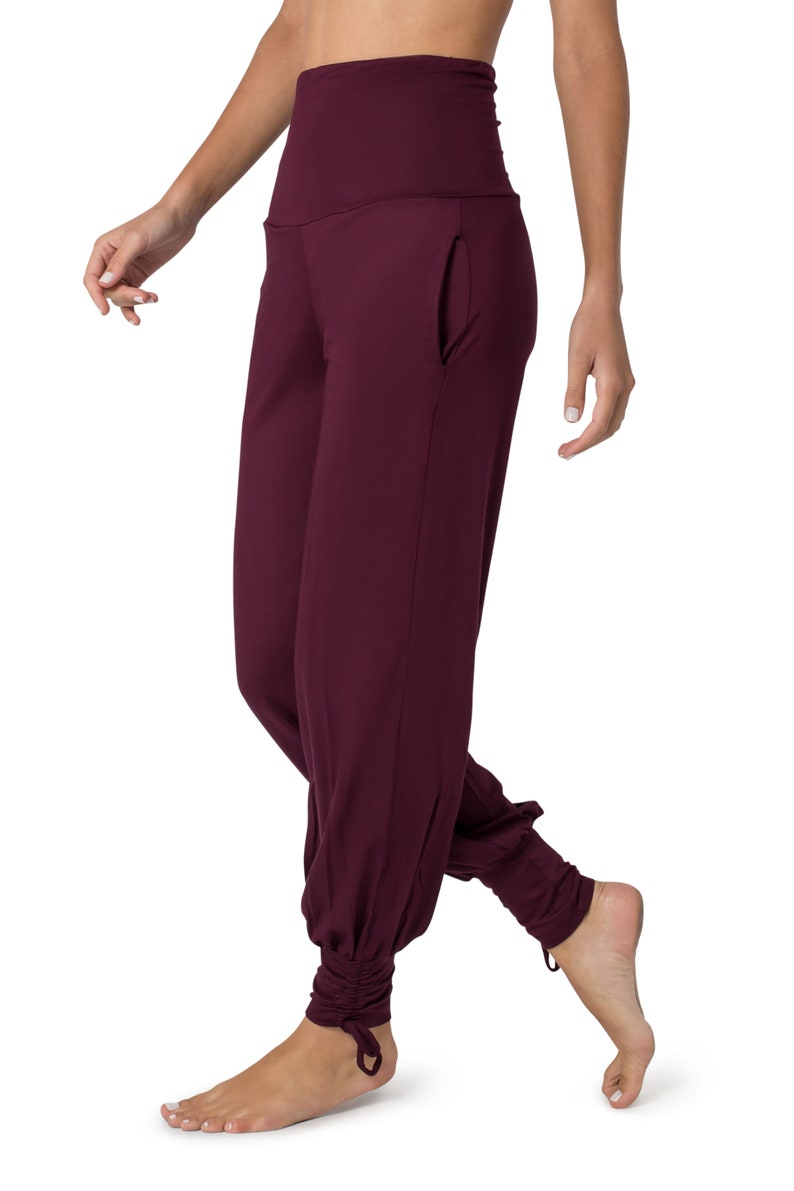 Yoga Pants for Women, Boho Pants, Harem Pants, Loose Fit, Wide Trousers, Comfy Pants, Travel Pants, Pants with Pockets, Purple Pants. image 4