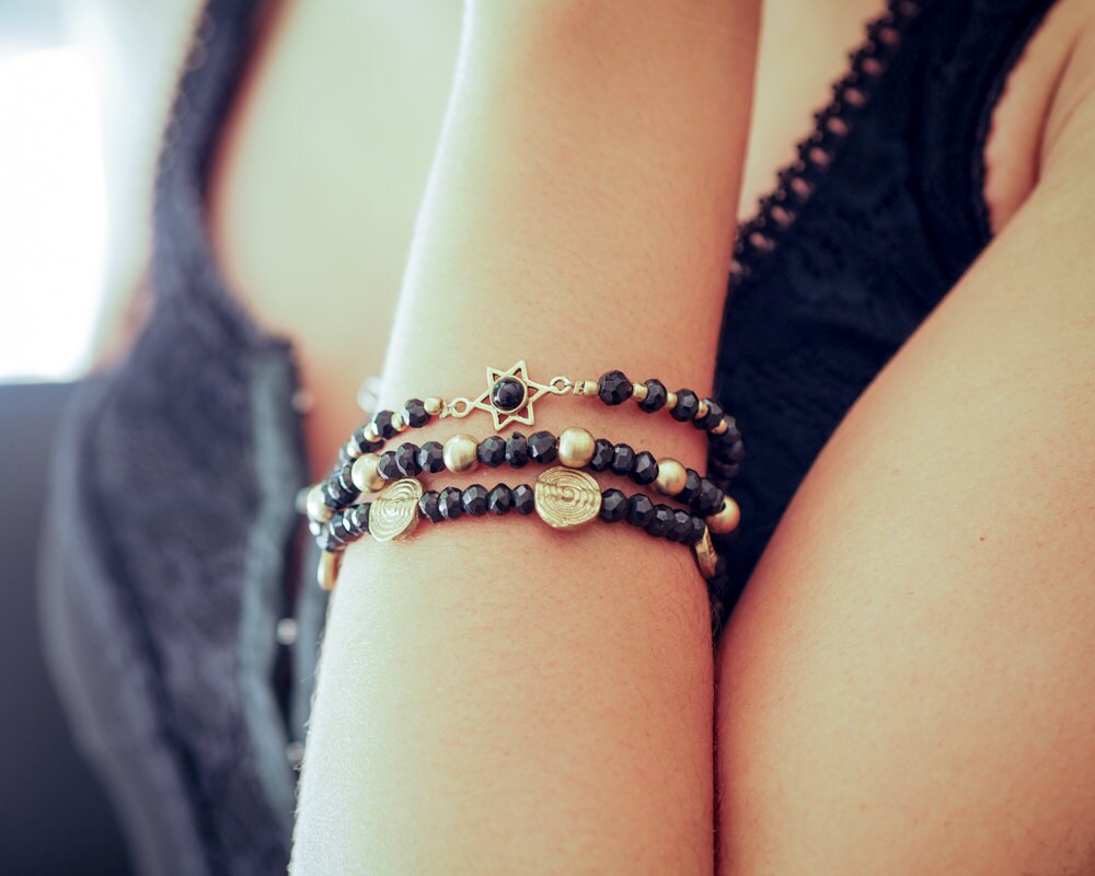 Six Pointed Star Charm Bracelet // Star Of David Charm Braclelet // Black Onyx Healing Crystal Bracelet // Woman Bracelet // Bridesmaid Gift
