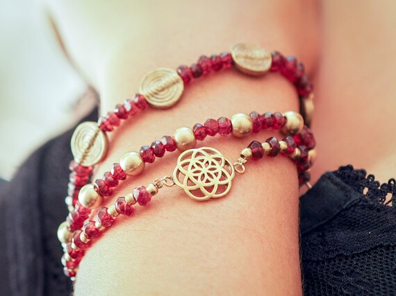 Woman Bracelet // Girlfriend Gift 