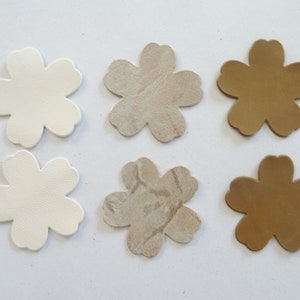 set of 6 flowers 4.5 cm in fine leather (1.77 inc) with 5 petals
