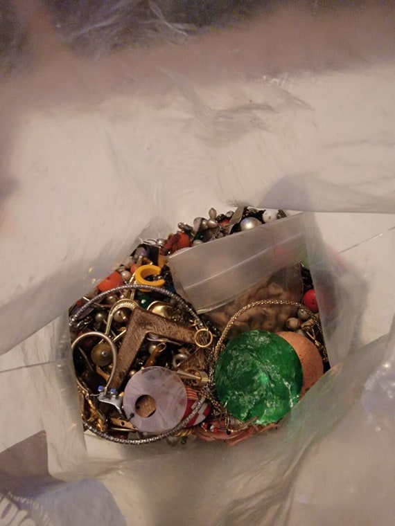 Vintage 4lb Lot Of Crafting Jewelry Misc Mismatch… - image 1