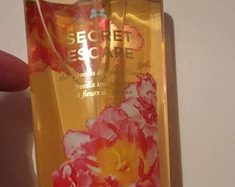 Victoria's Secret ~ Secret Escape Fragrance Mist 8.4Oz Classic Original Formula