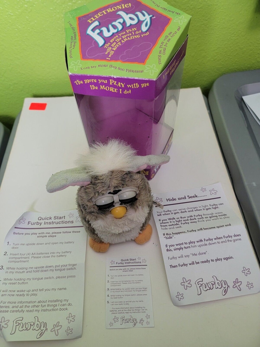 Furby Original Box & Instructions Gray Tiger Electronics 1998 Toy VTG