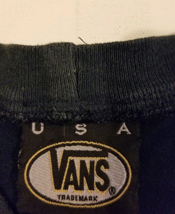 Rare Vintage VANS USA Athletic Shirt Designed Mad… - image 4